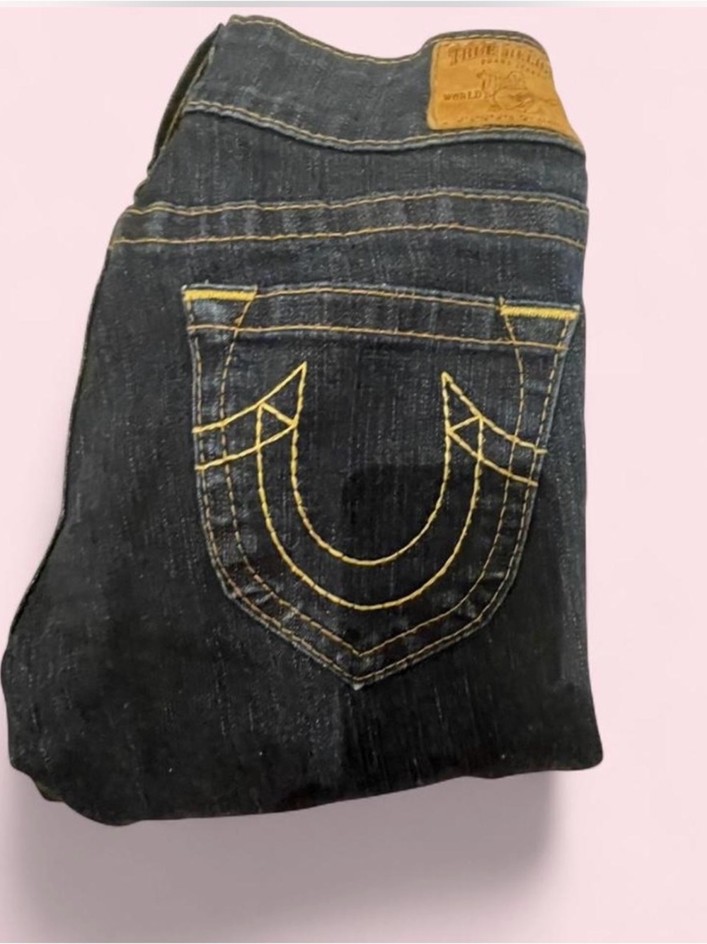 True Religion Dark Blue Straight Leg Jeans with Signature Back Stitch in size 29